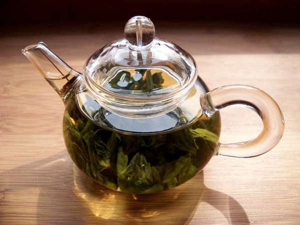 Loose-leaf tea brewing