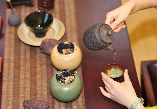 Tea rituals in different cultures